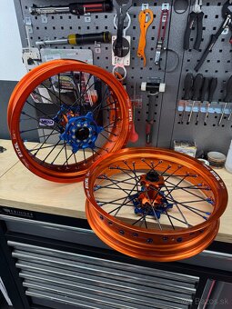 Supermoto kolesá a iné diely - 3