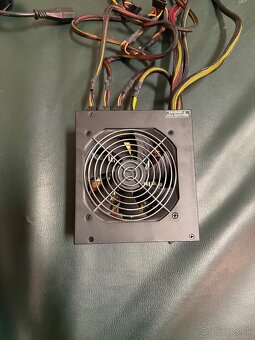 Zdroj FSP Hyper M 700 - 3