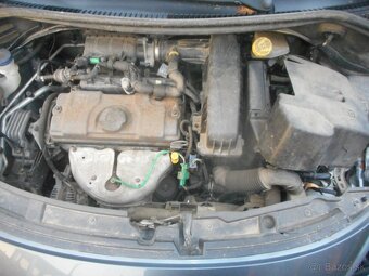 PEUGEOT 207 1.4 benzin - 3