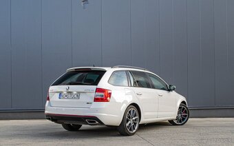 Škoda Octavia 3 Combi 2.0 TDI DPF RS - 3