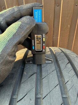 Letné pneu Goodyear 215/55 R17 - 3