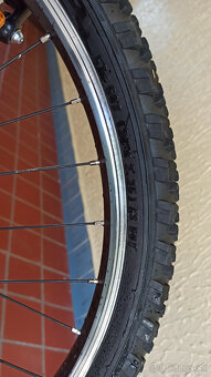 Specialized HotRock 24" - 3