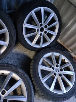 4ks alu disky orig. Škoda 5x112 R17 - 3