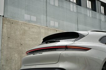 Porsche Taycan Sport Turismo GTS - 3