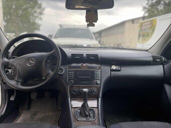 Rozpredám Mercedes c w203 - 3