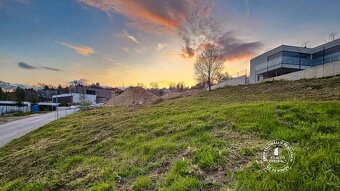 AXIS REAL | Stavebný pozemok (628 m2) s výhľadom, BA III. Ra - 3