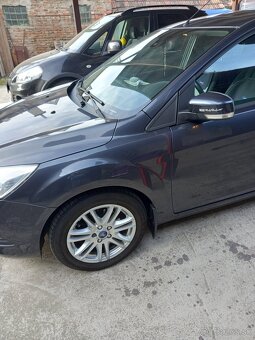 Ford focus - 3