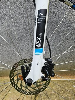 Dámsky cube curve bike vo výbornom stave - 3