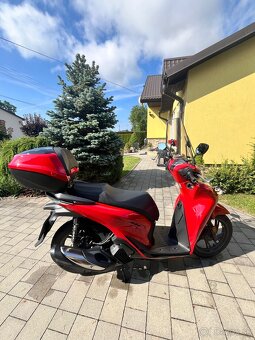 Honda SH150i - 3