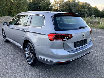 Volkswagen Passat Variant 2.0 TDI EVO Business DSG - 3