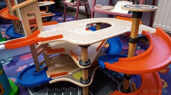 Predám veľkú drevenú autodráhu v dobrom stave - 3