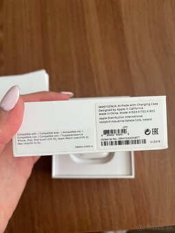 Apple sluchadla AirPods 1 Číslo modelu: A1523 - 3