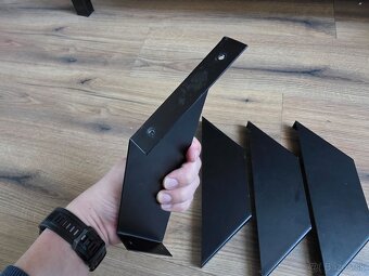 Konzoly na police 4ks - 3