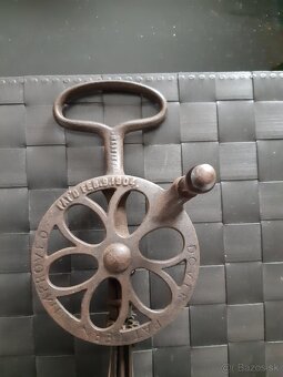 Prodám starý šlehač, pozůstalost. - 3