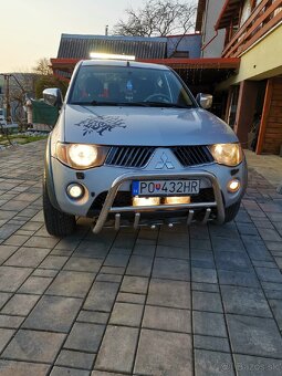 Mitsubishi l200 2 5did - 3