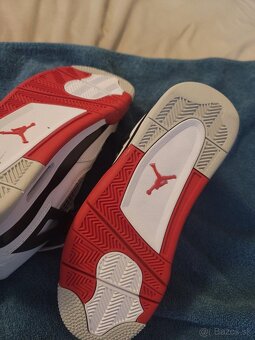 Jordan Retro 4 White - 3