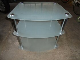 sklenená polička-stolík, vešiak - 3