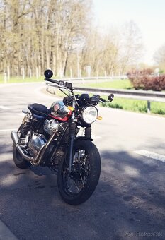 Royal Enfield Interceptor 650 - 3