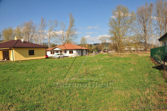 Stavebný pozemok 732 m2, Ružomberok - Ivachnová - 3