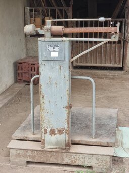 Priemyselna vaha 1000kg - 3