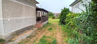 Rodinný dom s krásnym veľkým pozemkom v obci Povoda - 3