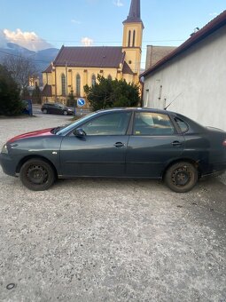 Predam seat cordoba 6L 1.4 rok 2004 - 3
