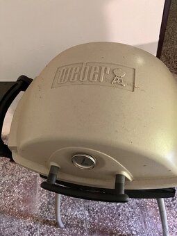 Plynový gril Weber s veľkou plynovou fľašou - 3