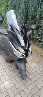 Honda Forza 350 - 3
