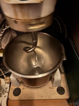 Kuchynský robot B20F 230V - 3