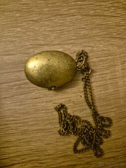 Medailonik s retiazkou - 3