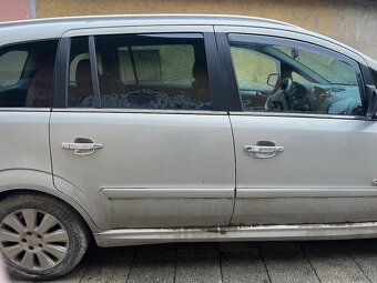 Opel zafira 1.6 benzín 103kW - 3