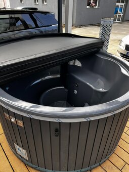 Luxusná kúpacia kaďa s integrovanou pecou - 3