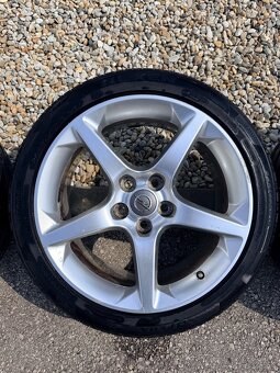 OPEL 245/40 R19 - 3