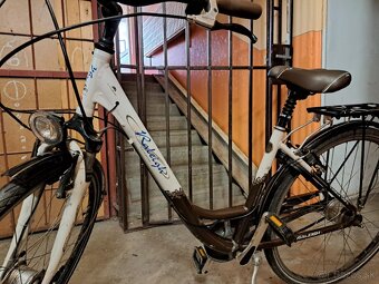 DÁMSKY BICYKEL - 3