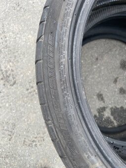 Bridgestone 245/35R18 - 3