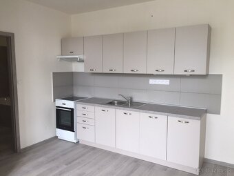 Prenájom 3 izbového bytu na Vajanského ulici - 66m2 - 3