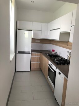Predám 3- izbovy byt Bosany , ul. Stanicna - 3