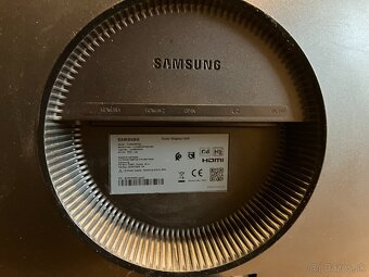 Herný monitor Samsung C24RG50FQ 24" - 3