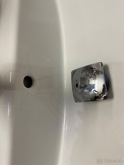 Kupelňová skrinka + umývadlo - 3