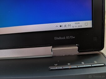 HP EliteBook 8570w - 3