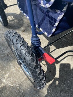 športový kočík s nafukovacími kolieskami STEGGI - 3