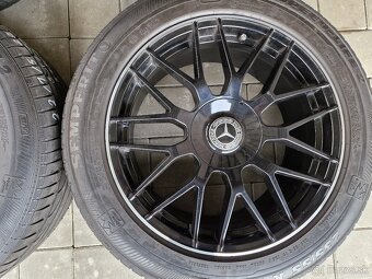 Black Line 5x112 R19-5x120 R19 - 3