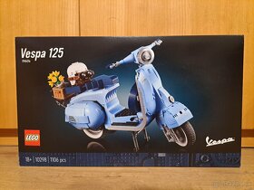 LEGO Icons 10298 Vespa 125 - 3