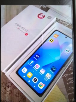 Mobilny telefon XIAOMI 13 - 3