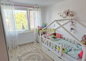 Na predaj 3-izbový byt s balkónom v Sládkovičove - 3