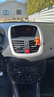 Predám Peugeot 206 + - 3