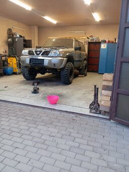Nissan patrol y61 predný nárazník - 3