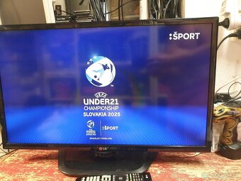 32" LCD TV s DVBT - 3