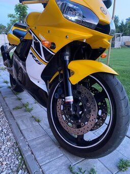 Yamaha r6 - 3