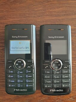 Sony Ericson J120i ... - 3